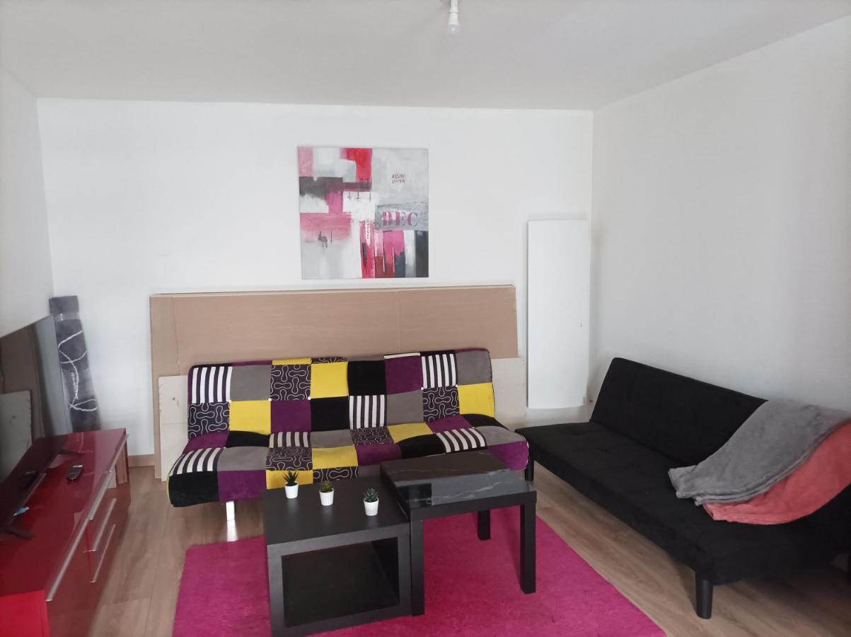 Petite Maison Agreable Pour 6 Voyageurs Apartment Bogny-sur-Meuse Exterior photo